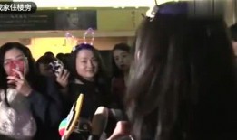 网红假唱爆料事件视频播放,视频揭露惊人真相，网友热议不断